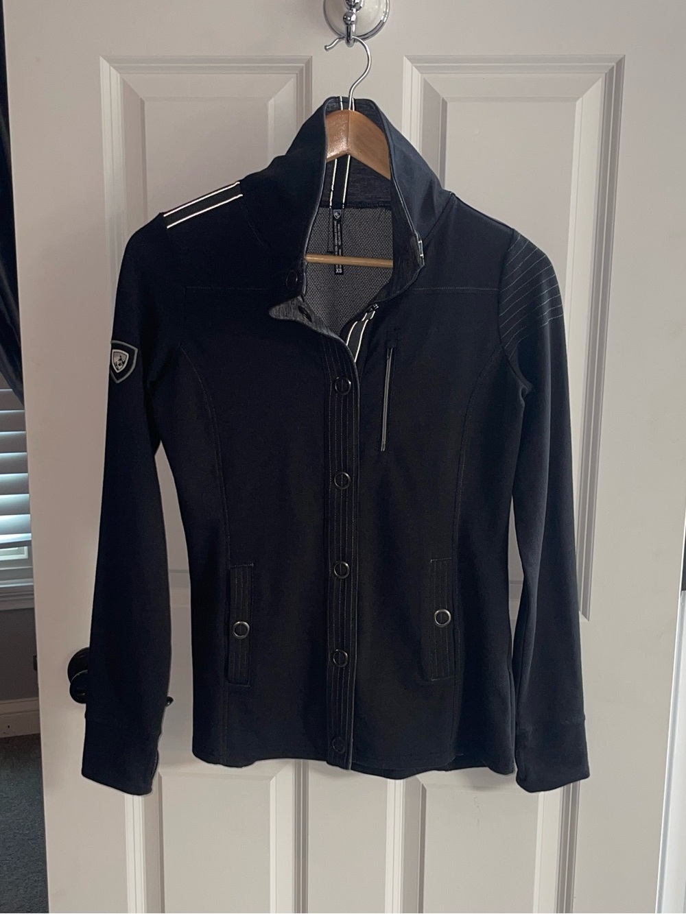 KUHL Krush Long Sleeve Jacket Dark Grey Snap Button Lightweight Silver Zip Sz XS - Picture 4 of 15